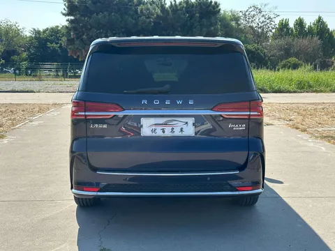 Roewe iMAX8