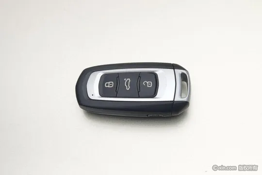 Geely Emgrand GS