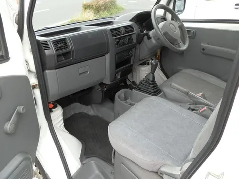 Mitsubishi Minicab Van