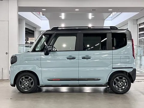 Suzuki Spacia Gear