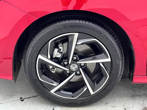 MG MG5