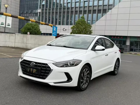 Hyundai Elantra (Avante)