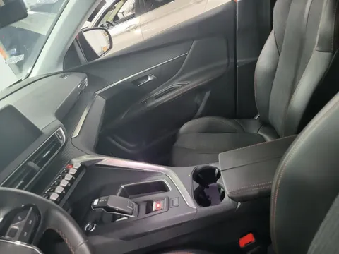 Peugeot 4008