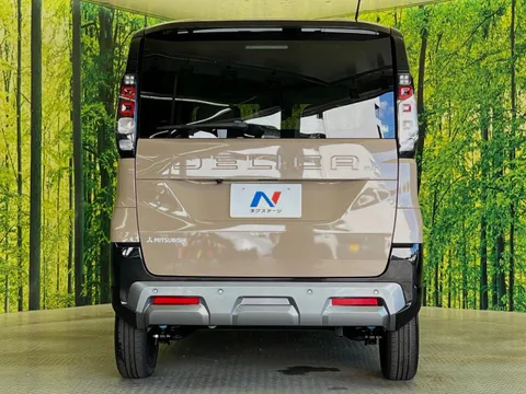 Mitsubishi Delica Mini