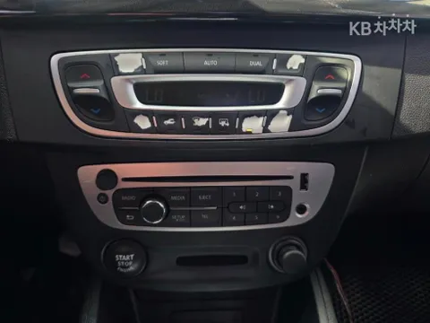 Renault SM3