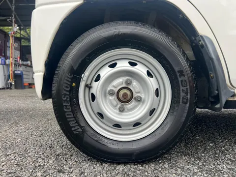 Mitsubishi Minicab Van