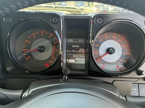 Suzuki Jimny Sierra