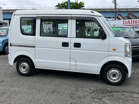 Mitsubishi Minicab Van