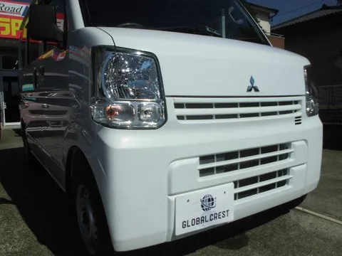 Mitsubishi Minicab Van