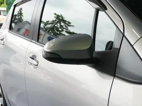 Toyota Yaris (Vitz)