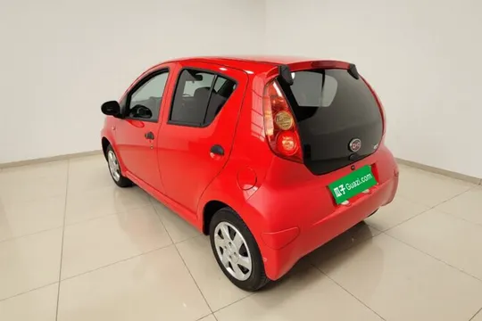 BYD F0