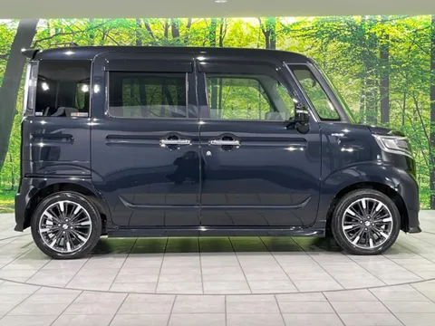 Suzuki Spacia Custom