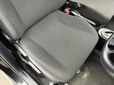 Toyota Yaris (Vitz)