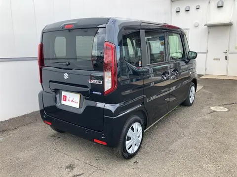 Suzuki Spacia