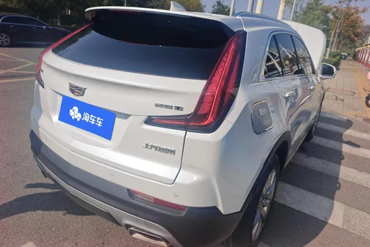 Cadillac XT4