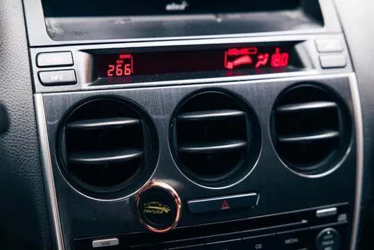 Mazda Mazda 6