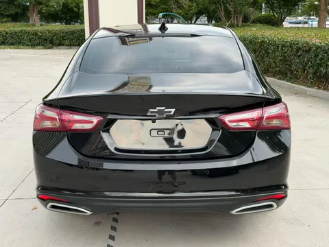 Chevrolet Malibu XL
