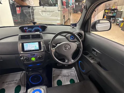 Toyota bB