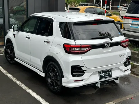 Daihatsu Rocky