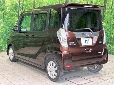 Nissan Dayz Roox