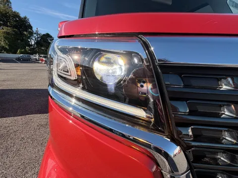 Suzuki Spacia Custom