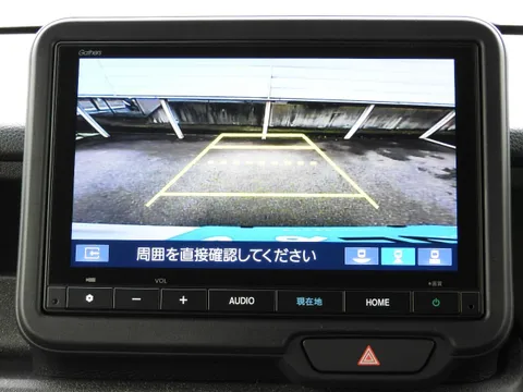 Honda N-BOX Custom