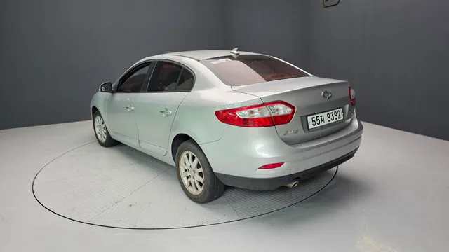 Renault SM3