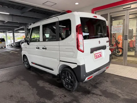 Suzuki Spacia Gear