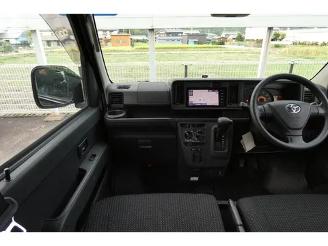 Toyota Pixis Van