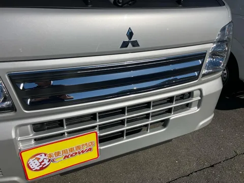 Mitsubishi Minicab Truck
