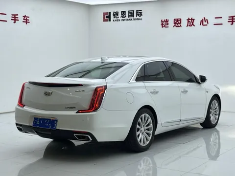 Cadillac XTS
