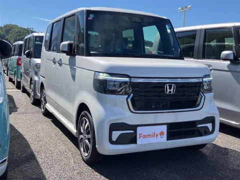 Honda N-BOX Custom
