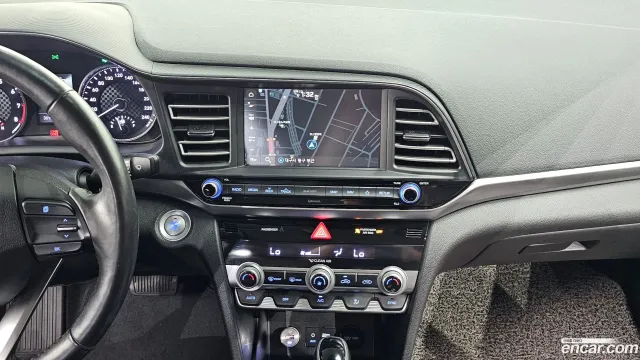 Hyundai Elantra (Avante)