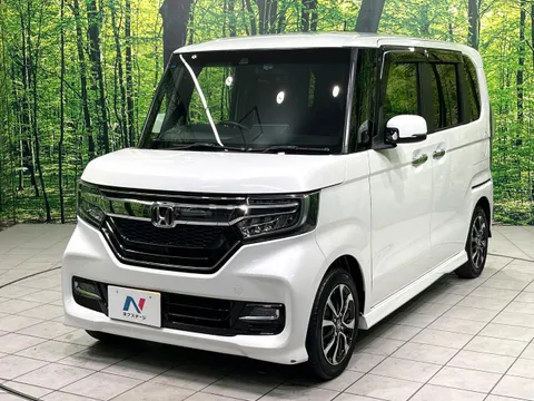 Honda N-BOX Custom