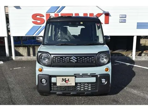 Suzuki Spacia