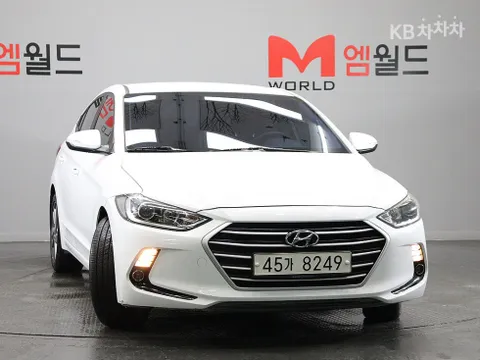 Hyundai Elantra (Avante)