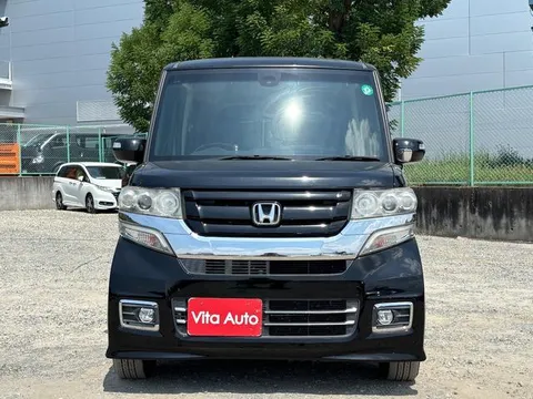 Honda N-BOX Custom