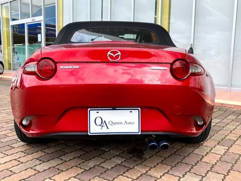 Mazda MX-5 (Roadster)