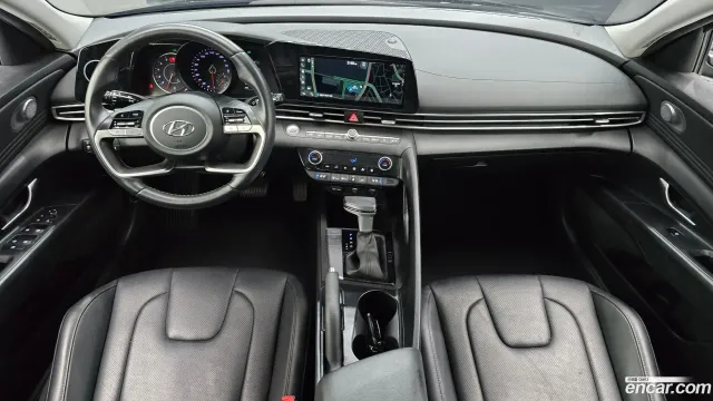 Hyundai Elantra (Avante)