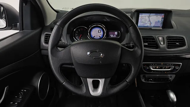 Renault SM3