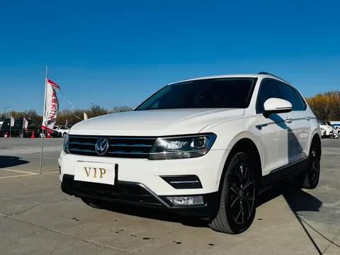 Volkswagen Tiguan L