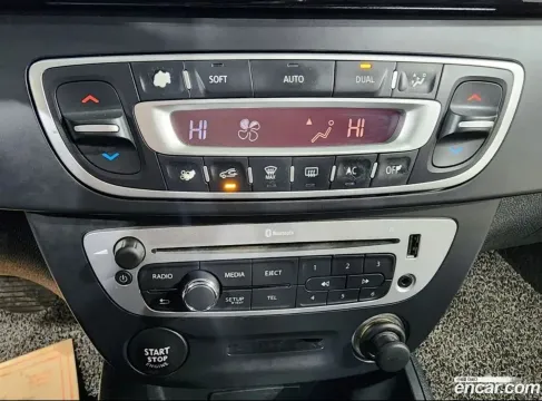 Renault SM3