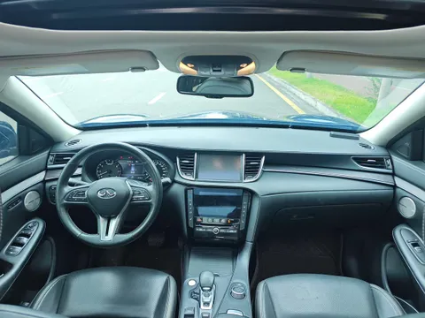 Infiniti QX50