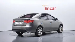 Kia Cerato (Forte)