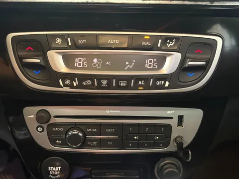 Renault SM3