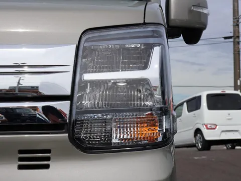Nissan Clipper Rio