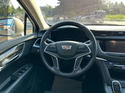 Cadillac XT5
