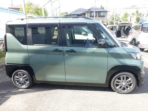 Mitsubishi Delica Mini