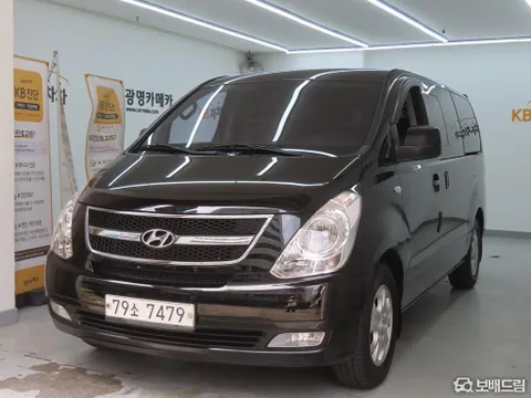 Hyundai Grand Starex