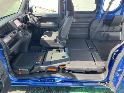 Honda N-VAN Plus Style